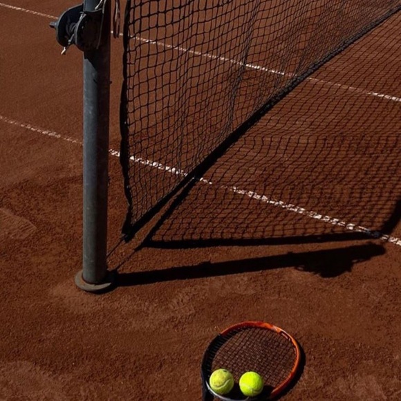 Athletic wear from brands like Cleo Harper, lulu men, gymshark, Nike and more! - Picture 6 of 11